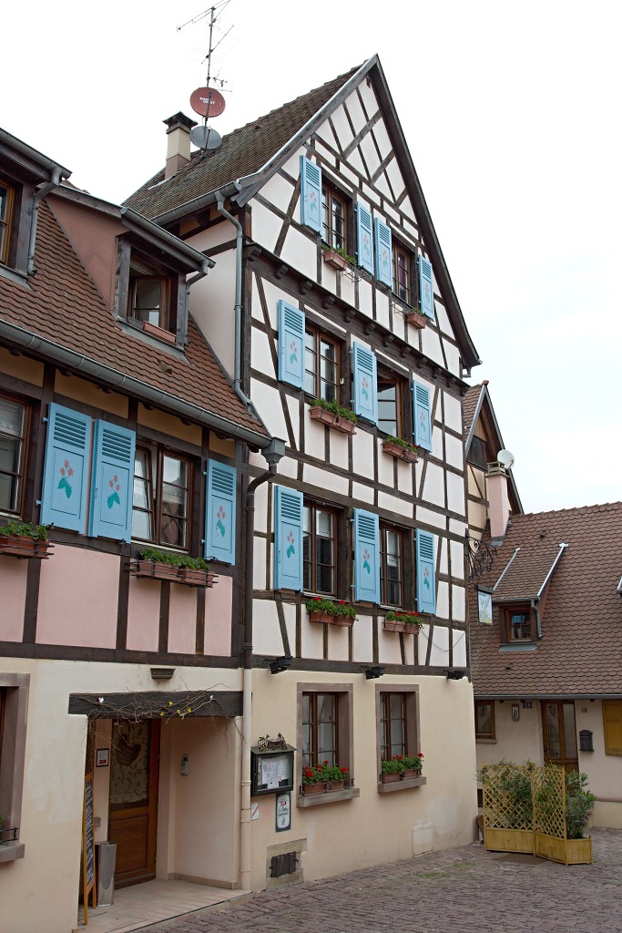 eguisheim elzas vogezen hdr france frankrijk vosges Egisheim kapel van Saint-Leon-IX Notre-Dame de Pitie